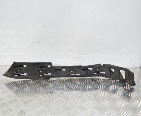 Направляюча заднього бампера ліва Volkswagen Golf V 2003-2009 універсал Кронштейн бампера задній лівий Фольксваген 1K9807393 | Зображення 3