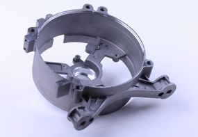 Крышка генератора задняя  генератор 2-3,5 KW