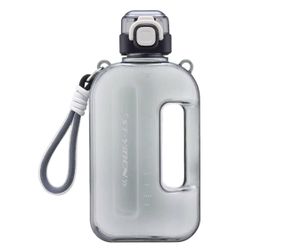 Пляшка для води із BPA-free пластику 750 мл. Чорна