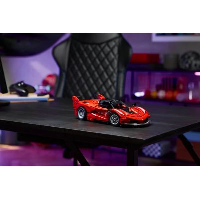 Конструктор LEGO Technic Ferrari FXX K (42212) | Зображення 4
