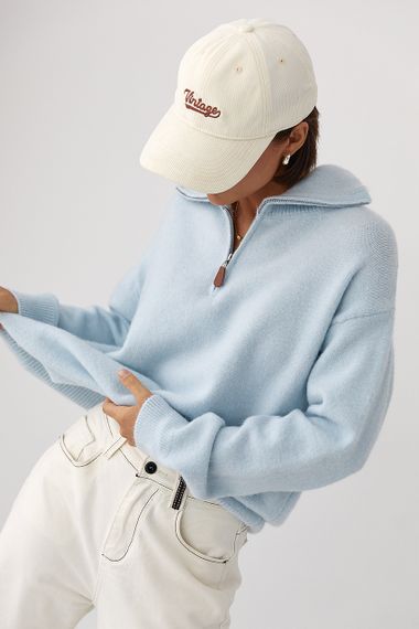 В'язаний однотонний светр із блискавкою - блакитний цвет, ONE SIZE (є розміри)