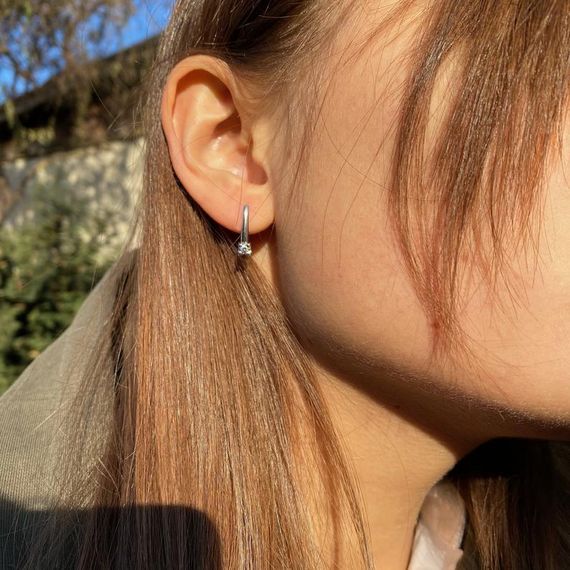 Сережки из белого золота с бриллиантами | Зображення 6