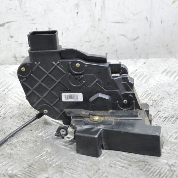 Замок передніх лівих дверей Volvo S40 V50 1996-2012 Замок дверей передній лівий Вольво с40 в50 30753658 | Зображення 1