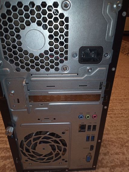 Ігровий ПК Б-клас HP Pavilion 570-p041ng Tower / AMD A10-9700 (4 ядра по 3.5 - 3.8 GHz) / 8 GB DDR4 / 256 GB SSD / AMD Radeon R5 M435, 2 GB GDDR5, 64-bit / Wi-Fi б/в | Зображення 2