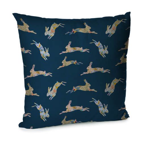 Подушка диванная с бархата Зайцы 45x45 см (45BP_23M044)