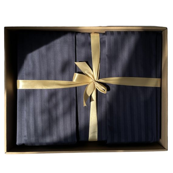 Комплект постільної білизни Stripe Sense Dark Blue сатин-страйп SoundSleep темно-синій сімейний | Зображення 2