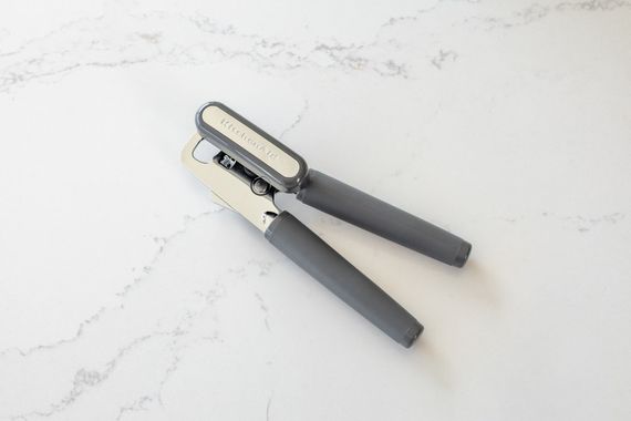 Открывалка для банок и бутылок KitchenAid Coreline KES199OHCGG 21 см серая | Зображення 2