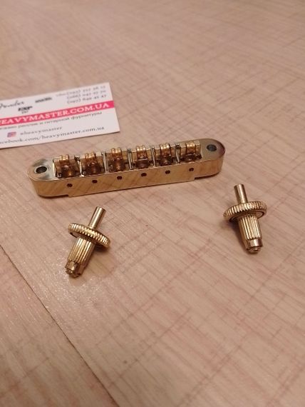 Струнодержатель роликовый бридж Tune-o-matic для электрогитары голд | Зображення 1