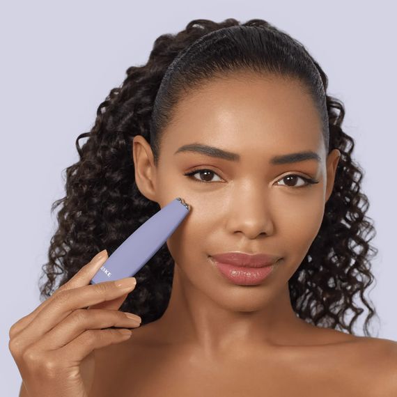 Мікрострумова ручка для підтяжки шкіри обличчя GESKE MicroCurrent Face-Lift Pen 6в1 white, Фіолетовий | Зображення 3