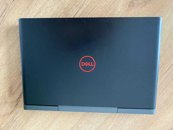 Ноутбук Dell Inspiron 7567 15.6"FHD/IPS/i5 7300HQ/16/SSD256+HDD1Tb/GTX1050-4Gb | Зображення 4