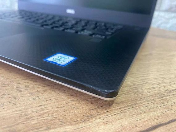 Ноутбук Dell XPS 9560 15.6" FHD IPS i7 7700HQ 8Gb/SSD512Gb/ GTX1050-4Gb | Зображення 3