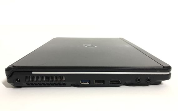 Ноутбук Б-класс Fujitsu LifeBook S751 / 14" (1366x768) TN / Intel Core i5-2520M (2 (4) ядра по 2.5 - 3.2 GHz) / 4 GB DDR3 / 320 GB HDD / Intel HD Graphics 3000 / WebCam / DVD-ROM б/у | Зображення 3