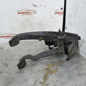 Педаль зчеплення 2.4 D Volkswagen Transporter T4 1990-1996 Блок педалів Фольксваген Транспортер т4 701721315B