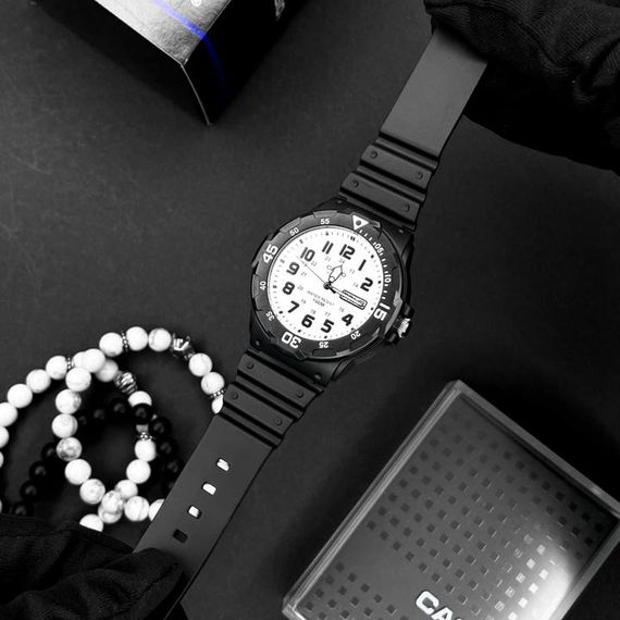 Чоловічий годинник Casio MRW-200H-7B | Зображення 2