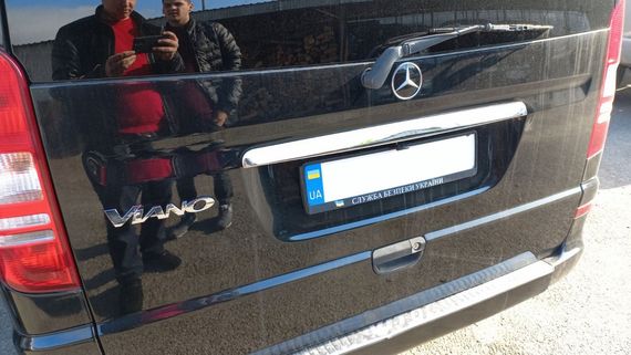Накладка над номером (ляда, нерж) OmsaLine - Італійська нержавійка для Mercedes Viano 2004-2015 рр | Зображення 2