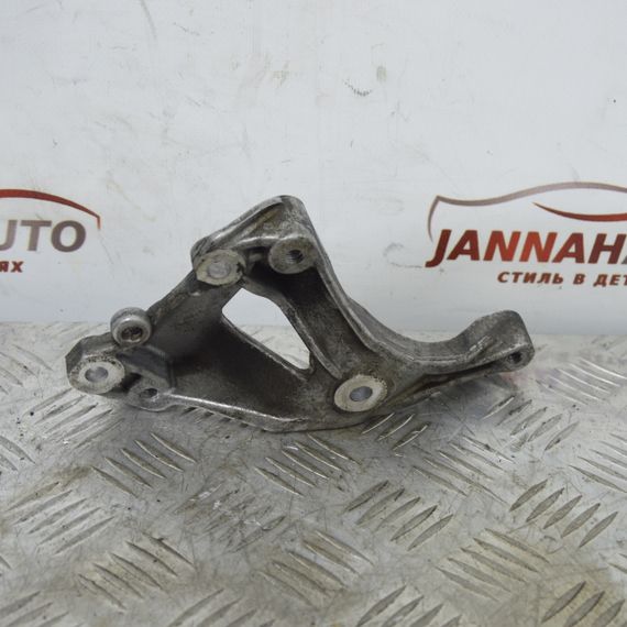 Кронштейн кріплення компресора кондиціонера 1.4 VTI Peugeot 308 3008 Кронштейн кондиціонера Пежо V75807818001 | Зображення 1