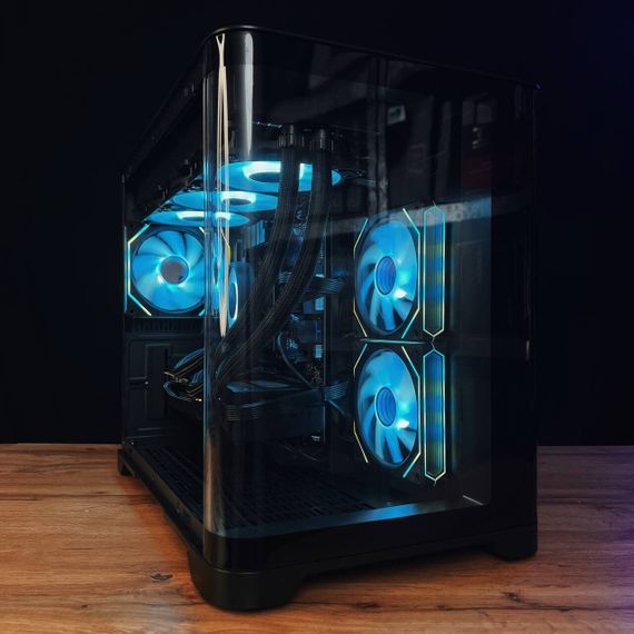 Збірка на замовлення: ігровий ПК GameMax Hype-M Black Tower / AMD Ryzen 7 7800X3D (8 (16) ядер по 4,2 - 5,0 ГГц) / 32 ГБ DDR5 / 1000 ГБ SSD M.2 / nVidia GeForce RTX 5070, 12 ГБ GDDR7, 192-bit / 750W | Зображення 1