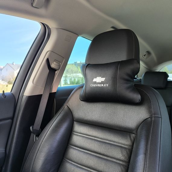 Автомобильные подушки Chevrolet из натуральной итальянской кожи + кожаный брелок JZ-168 в подарок