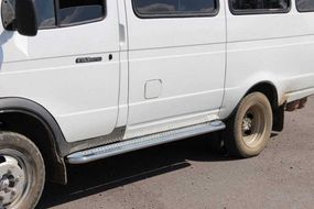 Боковые пороги KB001 (нерж) 42 мм для Газель, соболь