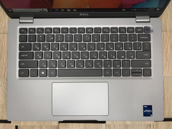 Ультрабук Dell Latitude 5430 / 14" (1920x1080) IPS / Intel Core i5-1245U (10 (12) ядер по 1.6 - 4.4 GHz) / 16 GB DDR4 / 256 GB SSD M.2 / Intel Iris Xe Graphics / WebCam / Fingerprint / USB 3.2 / HDMI / Windows 10 б/в | Зображення 5