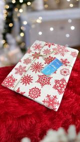 Скатерть новогодняя Milana Снежинки 21027 110х140 см белая