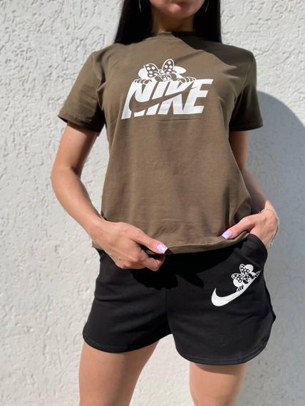 Жіноча футболка хакі