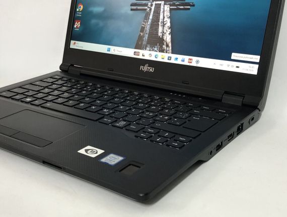 Ноутбук Fujitsu LifeBook E549 / 14" (1920x1080) IPS / Intel Core i5-8265U (4 (8) ядра по 1.6 - 3.9 GHz) / 8 GB DDR4 / 256 GB SSD / Intel UHD Graphics / WebCam / Win 11 Pro б/у | Зображення 8