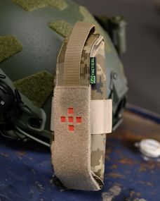 Підсумок для турнікета на систему MOLLE тактичний тримач для кровоспинного джгута аптечний підсумок піксель