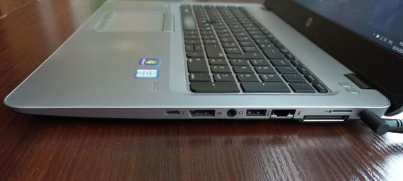 Ноутбук HP EliteBook 850 G3 / 15.6" (1920x1080) TN / Intel Core i5-6200U (2 (4) ядра по 2.3 - 2.8 GHz) / 8 GB DDR4 / 128 GB SSD M.2 / Intel HD Graphics 520 / WebCam / Win 10 Pro б/у | Зображення 3
