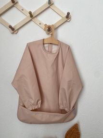 Нагрудник дитячий з рукавами для годування та творчості Рожевий