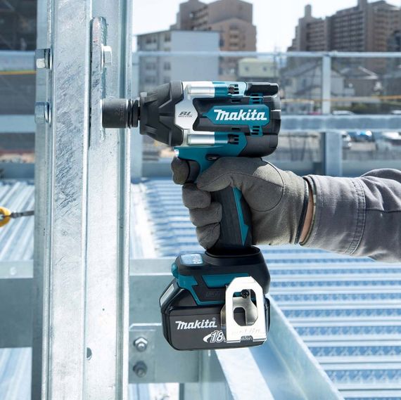 Гайкокрут акумуляторний Makita DTW701Z (700 Нм, 1/2", LXT, без акумуляторів та зарядного пристрою) | Зображення 4
