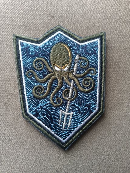 Шеврон 73 центр СпП (восьминог)