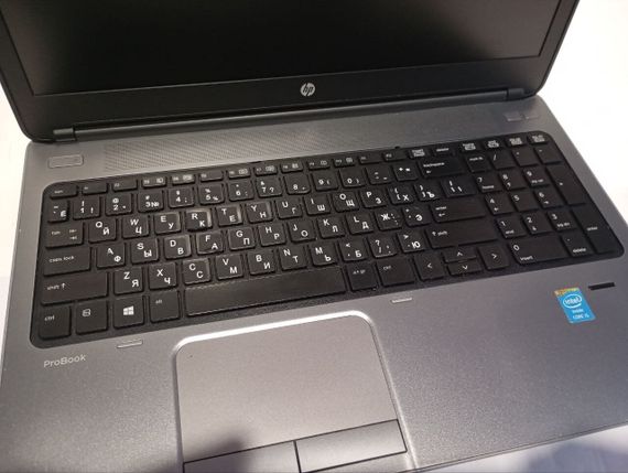 Ноутбук Б-класс HP ProBook 650 G1 / 15.6" (1920x1080) TN / Intel Core i5-4200M (2 (4) ядра по 2.5 - 3.1 GHz) / 8 GB DDR3 / 500 GB HDD / Intel HD Graphics 4600 / WebCam / АКБ не держит б/у | Зображення 6