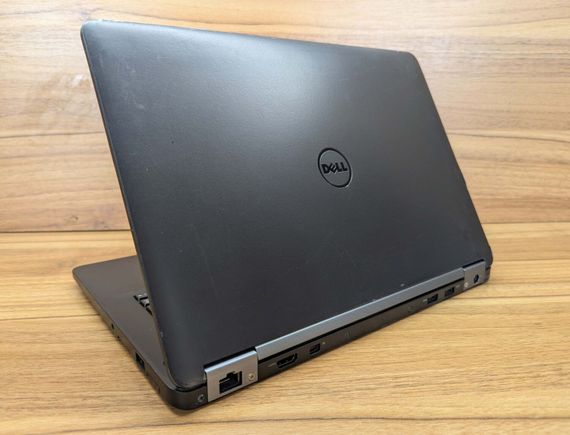 Нетбук Б-клас Dell Latitude E7270 / 12.5" (1366x768) TN / Intel Core i5-6300U (2 (4) ядра по 2.4 - 3.0 GHz) / 8 GB DDR4 / 240 GB SSD / Intel HD Graphics 520 / WebCam / HDMI / Windows 10 б/в | Зображення 7