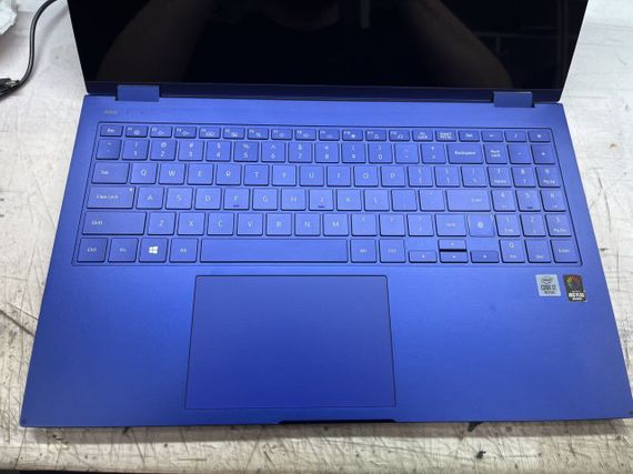 Ультрабук-трансформер Samsung GalaxyBook Flex NP950QCG -K01US / 15.6" (1920x1080) IPS Touch / Intel Core i7-1065G7 (4 (8) ядра по 1.3 - 3.9 GHz) / 12 GB DDR4 / 480 GB SSD / Intel Iris Plus Graphics / WebCam б/у + Подарок Беспроводная мышь HOCO GM28 | Зображення 6