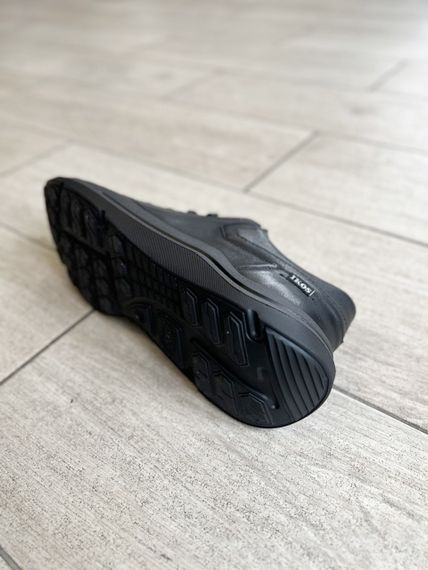 Кожаные черные кроссовки ИКОС 44 размер | Зображення 5