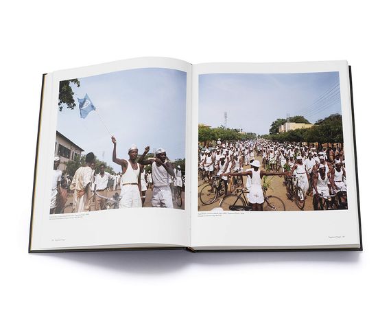 Книга альбом известных фотографов про Африку Todd Webb in Africa: Outside the Frame книги по фотографии | Зображення 5