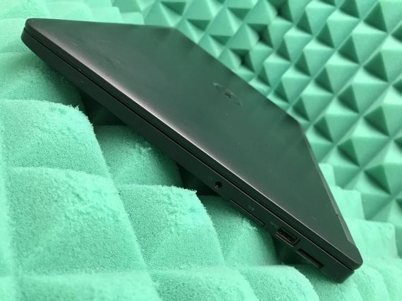 Ультрабук Б-клас Dell Latitude E7470 / 14" (1920x1080) IPS / Intel Core i7-6600U (2 (4) ядра по 2.6 - 3.4 GHz) / 8 GB DDR4 / 256 GB SSD M.2 / Intel HD Graphics 520 / WebCam / Fingerprint / HDMI / Windows 10 ліцензія б/в | Зображення 5