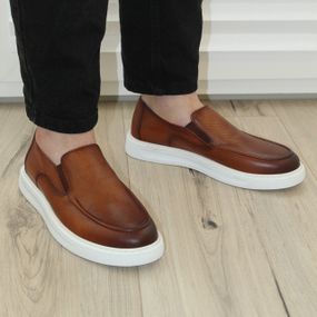 Світлі чоловічі туфлі на білій підошві Luciano 44 розмір