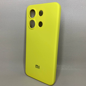 Чехол с логотипом для Xiaomi Redmi Note 13 4G | Противоударный | Soft Touch | Желтый