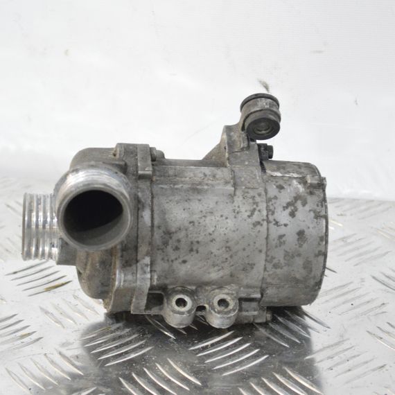Водяний насос електричний BMW E60 E61 E81 E87 E90 E91 X1 X3 X5 2003-2013 Помпа водяна БМВ е60 е61 е81 е90 х1 х3 х5 11517586924 | Зображення 1