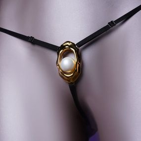 Стринги c жемчужиной стимулирующей клитор UPKO Moist Eyes G-string, черный sexstyle