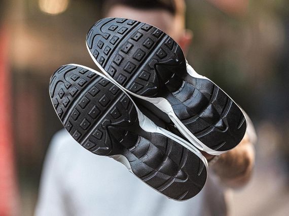 Кросівки Nike Air Max Plus TN Grey | Зображення 4