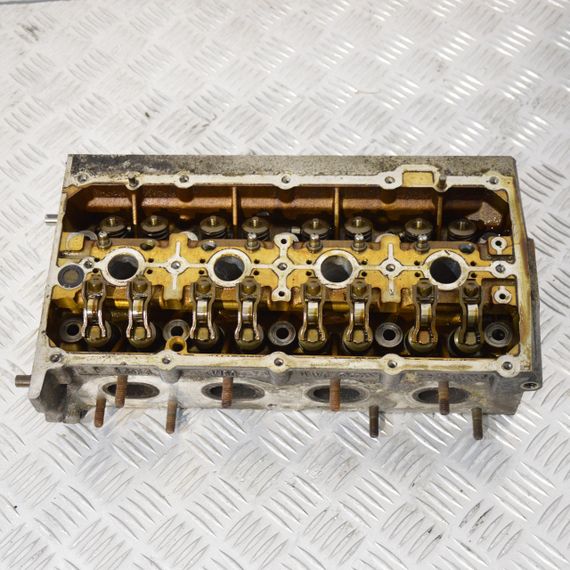 ГБЦ дефект 1.6 FSI 16V Volkswagen Passat B6 Golf V 2003-2008 Головка блока Фольксваген Пассат 03C103358S | Зображення 1