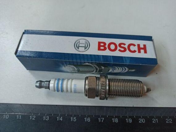 Свічка запалювання BOSCH FR8SC+ (0242229797) | Зображення 2