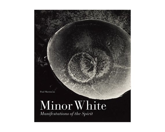 Книга фотоискусство история Minor White "Manifestations of the Spirit" книги о фотографах 20 века Минор Уайт