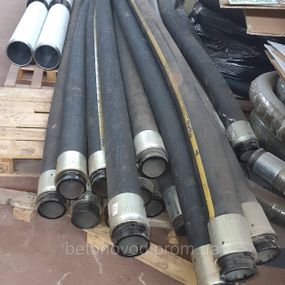 Гумовий бетоновод для подачі бетону