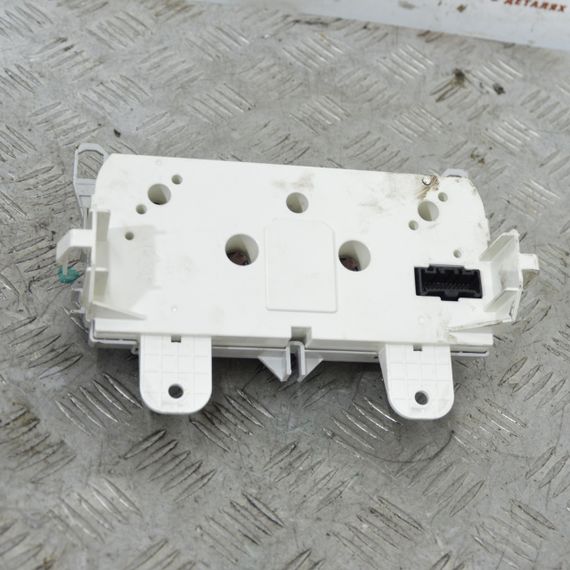 Блок керування пічкою Mazda 5 2005-2010 Панель керування клімат контролем Мазда 5 K1900CC51 | Зображення 3