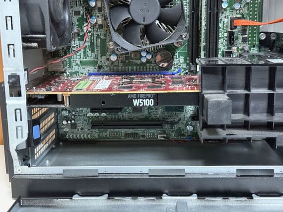 Ігровий ПК Dell Precision 3620 Tower / Intel Core i7-6700 (4 (8) ядра по 3.4 - 4.0 GHz) / 8 GB DDR4 / 250 GB SSD / AMD FirePro W5100, 4 GB GDDR5, 128-bit / 290W / DVD-RW / DisplayPort б/в + Подарунок Кабель живлення + дротова миша | Зображення 7