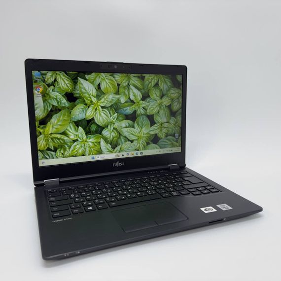 Ультрабук Fujitsu LifeBook U7410 / 14" (1920x1080) IPS / Intel Core i5-10210U (4 (8) ядра по 1.6 - 4.2 GHz) / 16 GB DDR4 / 512 GB SSD NVMe / Intel UHD Graphics / WebCam б/у + Подарок Мышка и коврик | Зображення 1